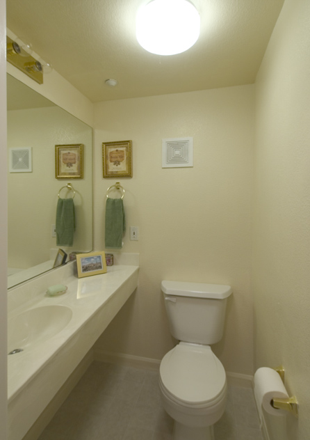 Bath3  picture - 151 Pacchetti Way, Mountain View 94040