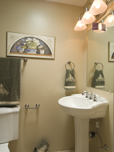 Bath  picture - 789 East Meadow Dr, Palo Alto 94303