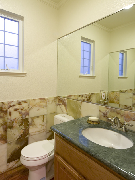 Bath Half Picture - 300 Sequoia Ave, Palo Alto 94306 Bath Half picture - 300 Sequoia Ave, Palo Alto 94306