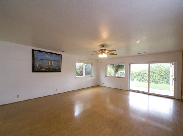 Family Room 1  picture - 1074 Sweet Ave, San Jose 95129