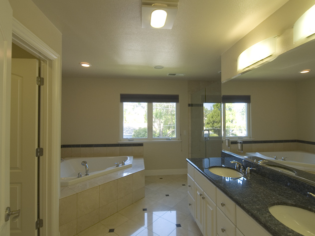 Bath Master Picture - 186 Monroe Dr, Palo Alto 94306 Bath Master picture - 186 Monroe Dr, Palo Alto 94306