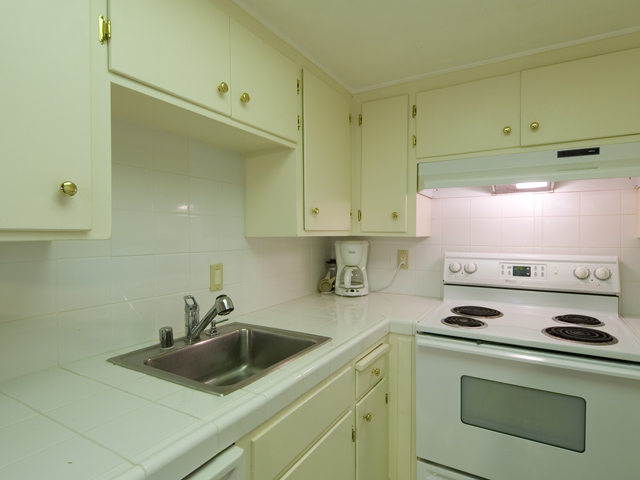 Kitchen  picture - 278 Monroe Dr 17, Mountain View 94040