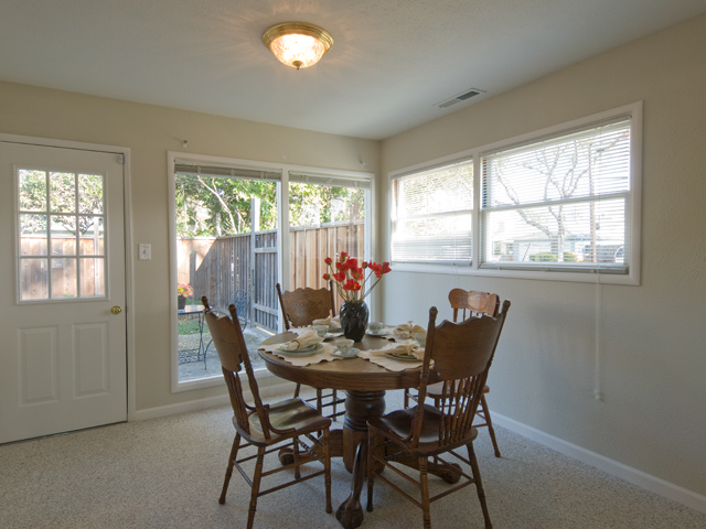 Dining  picture - 891 Clara Dr, Palo Alto 94303