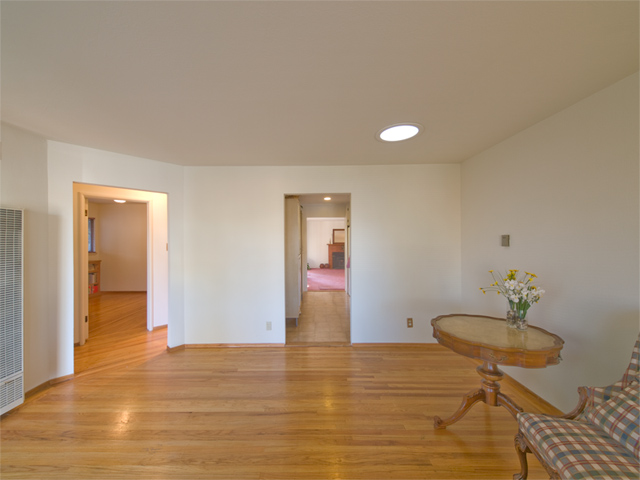 Living Room picture - 2774 Randers Ct, Palo Alto 94303