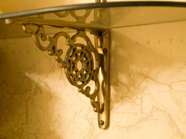 Bath Shelf  picture - 777 San Antonio Rd, Unit 61, Palo Alto 94303