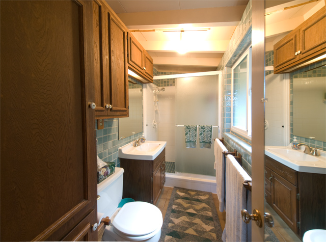 Master Bath  picture - 3084 Stelling Dr, Palo Alto 94303