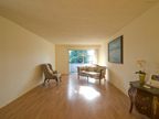2450 W Bayshore Rd 2, Palo Alto 94303 - Living 