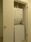 2450 W Bayshore Rd 2, Palo Alto 94303 - Washer Dryer 