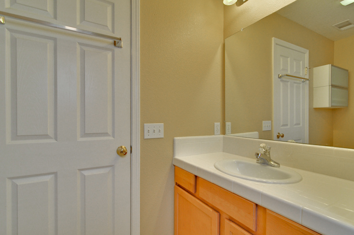 Master Bathroom (C) picture - 338 Bryant St, Mountain View 94041