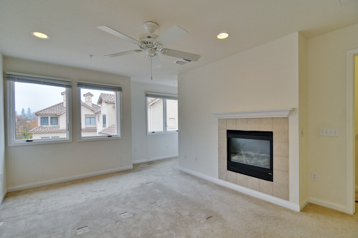 Master Bedroom (B) picture - 338 Bryant St, Mountain View 94041