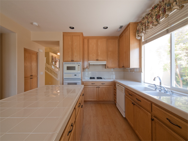 Kitchen (A) Picture - 5807 Chambertin Dr, San Jose 95118 Kitchen (A) picture - 5807 Chambertin Dr, San Jose 95118