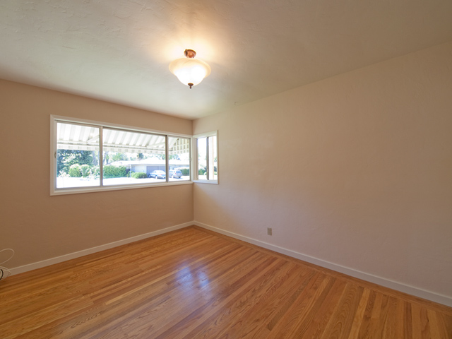 Bedroom 2 picture - 4257 Los Palos Ave, Palo Alto 94306
