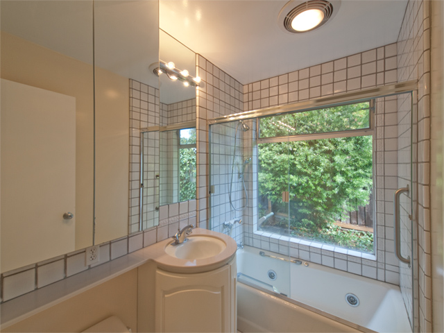 Bathroom picture - 3059 Louis Rd, Palo Alto 94303