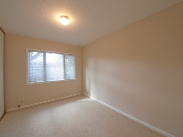 Bedroom 3 picture - 3059 Louis Rd, Palo Alto 94303