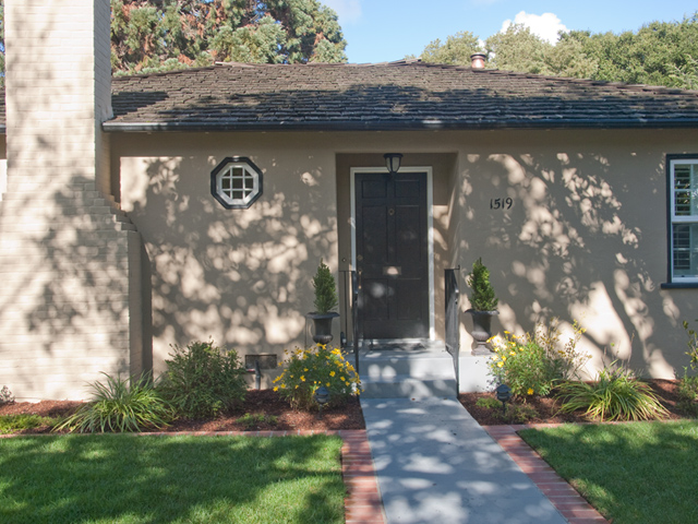 Front picture - 1519 Mariposa Ave, Palo Alto 94306