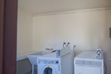 400 Mariposa Ave, Mountain View 94041 - C Laundry 
