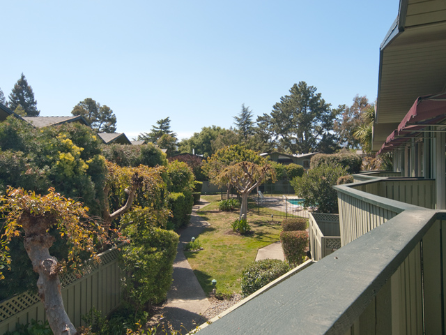 Balcony (A) picture - 278 Monroe Dr 34, Mountain View 94040