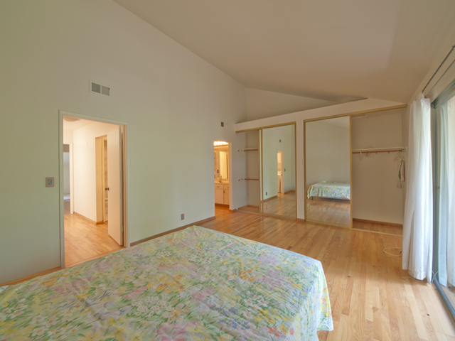 Bedroom 2 (D) picture - 125 Ortega Ave, Mountain View 94040