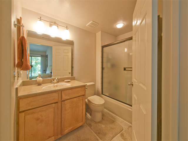 Master Bath (A) picture - 3270 Saint Ignatius Pl, Santa Clara 95051