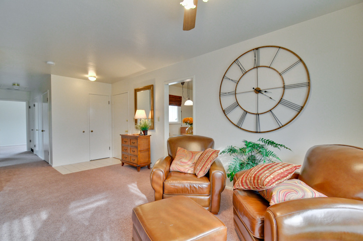 Living Room (D) picture - 1226 Susan Way, Sunnyvale 94087