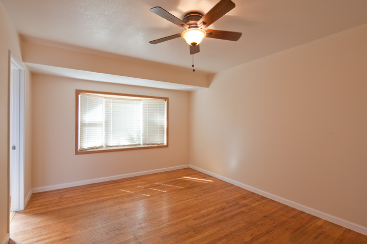 Master Bedroom (A) picture - 1032 Cuesta Dr, Mountain View 94040