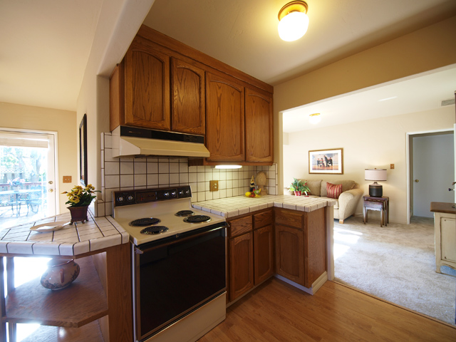 Kitchen (C) Picture - 1540 Escobita Ave, Palo Alto 94306 Kitchen (C) picture - 1540 Escobita Ave, Palo Alto 94306