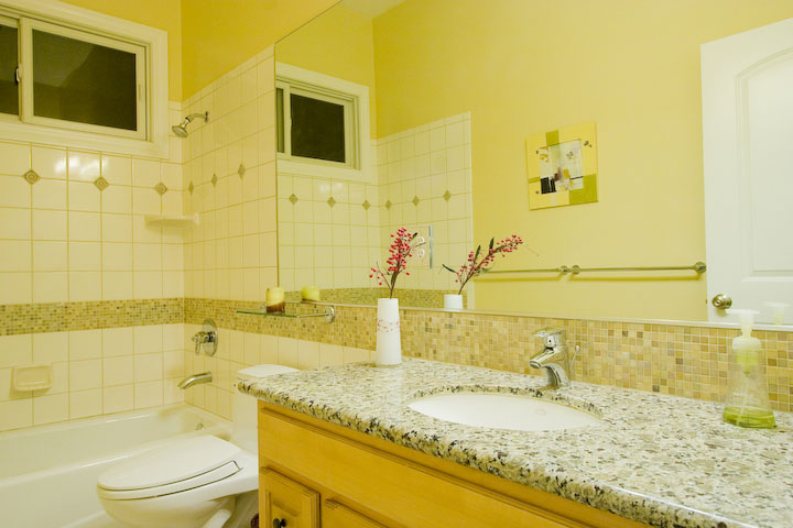 Bathroom 3  picture - 419 Leland Ave, Palo Alto 94306