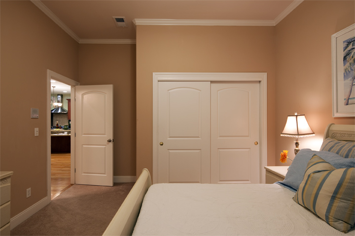 Bedroom 3 (B) picture - 419 Leland Ave, Palo Alto 94306