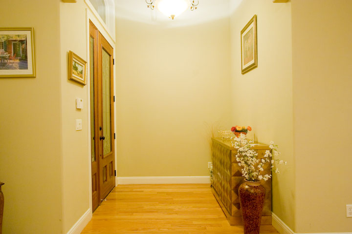 Entryway  picture - 419 Leland Ave, Palo Alto 94306
