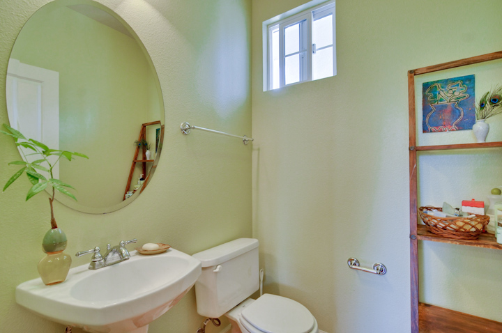 Bathroom 2 picture - 127 Montelena Ct, Mountain View 2010