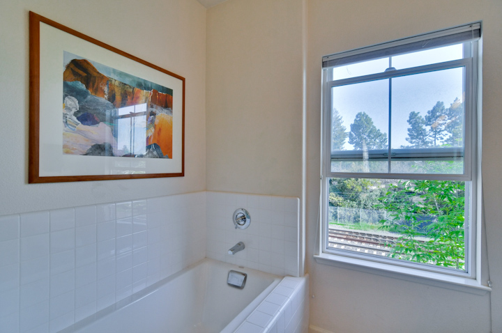 Master Bathroom picture - 127 Montelena Ct, Mountain View 2010