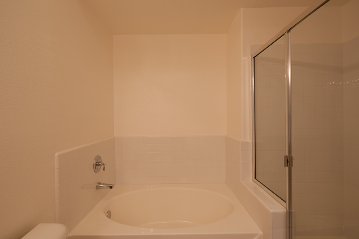 Master Bath 1 (B) Picture - 150 Montelena Ct, Mountain View 94040 Master Bath 1 (B) picture - 150 Montelena Ct, Mountain View 94040