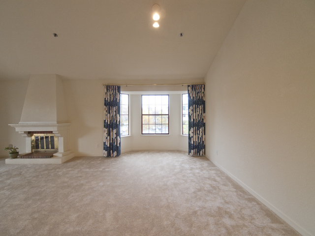Dining Living (A) picture - 10201 Nile Dr, Cupertino 95014