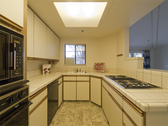 Kitchen (A) Picture - 10201 Nile Dr, Cupertino 95014 Kitchen (A) picture - 10201 Nile Dr, Cupertino 95014