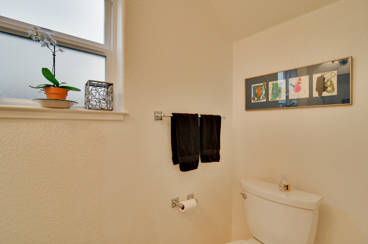 Bathroom 1 (B) Picture - 4930 Paseo Tranquillo, San Jose 95118 Bathroom 1 (B) picture - 4930 Paseo Tranquillo, San Jose 95118