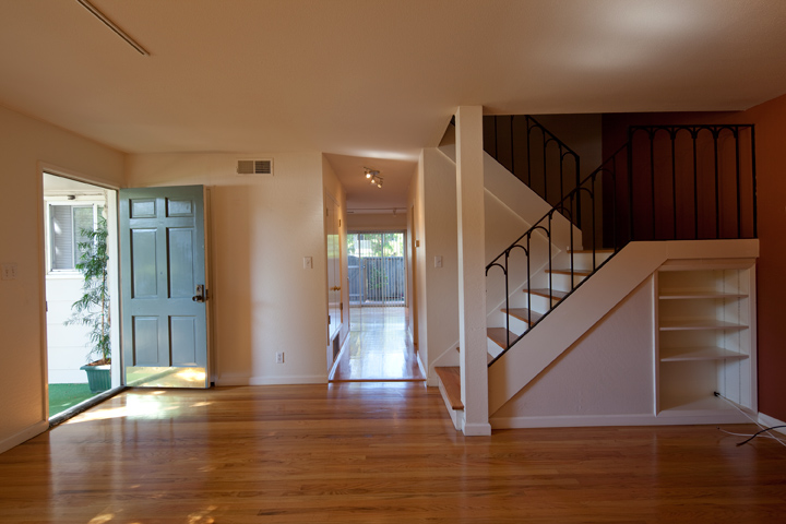 Living Room (B) picture - 1474 Wildrose Way, Mountain View 94043