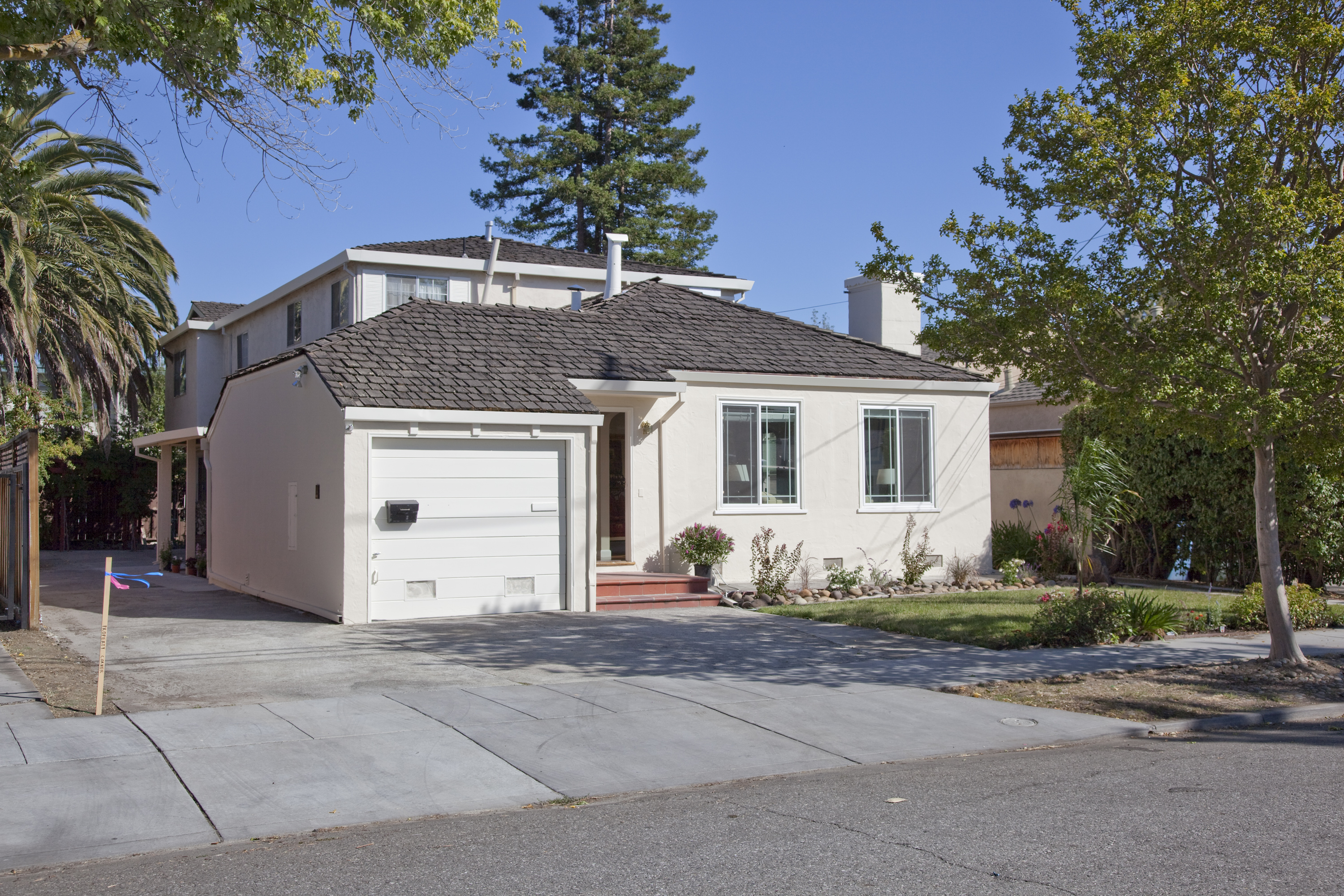 Wilton Ave - Ventura Neighborhood
