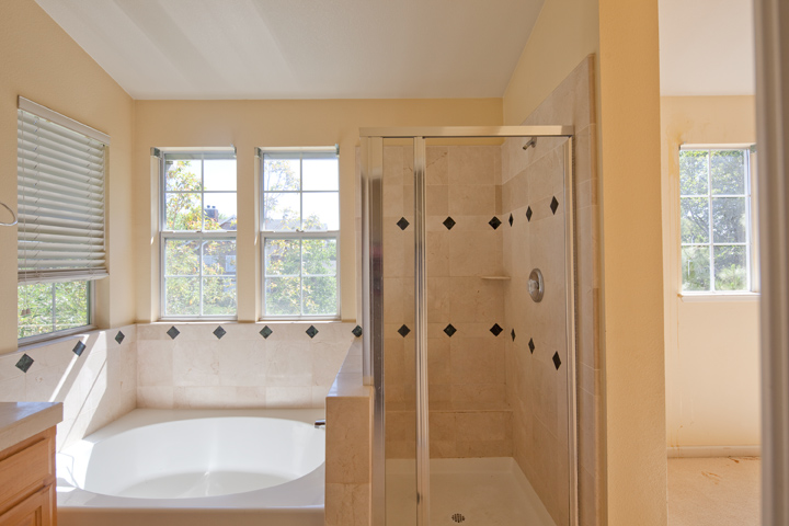 Master Bath (B) Picture - 109 Windrose Ln, Redwood Shores 94065 Master Bath (B) picture - 109 Windrose Ln, Redwood Shores 94065