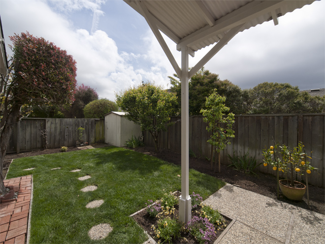Backyard (B) Picture - 300 Mullet Ct, Foster City 94404 Backyard (B) picture - 300 Mullet Ct, Foster City 94404