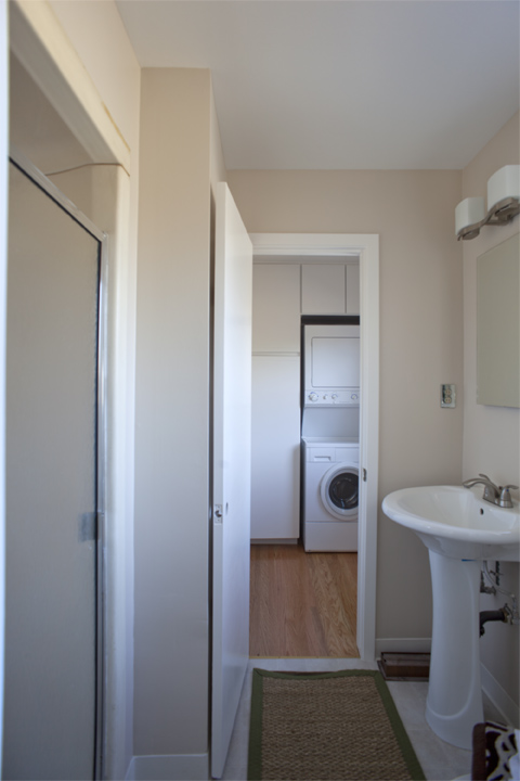 Bathroom 1 picture - 4117 Park Blvd, Palo Alto 94306