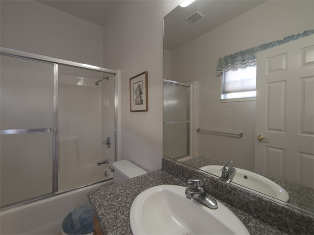 Downstairs Bath  picture - 1135 Phyllis Ave, Mountain View 94040