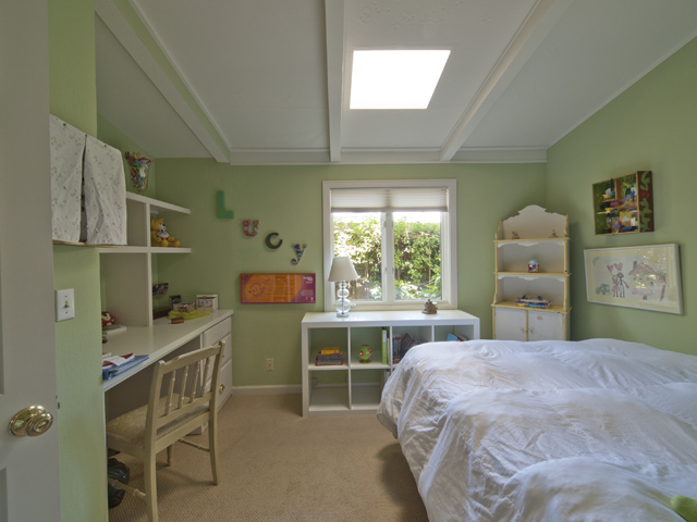 Bedroom 2 picture - 854 Rorke Way, Palo Alto 94303