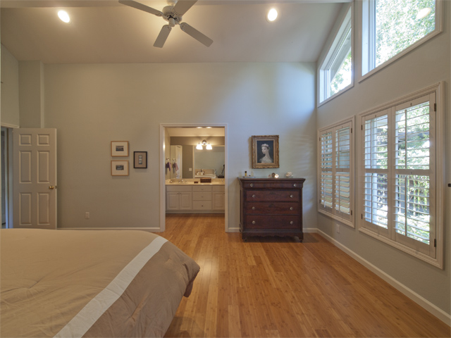 Master Bedroom picture - 854 Rorke Way, Palo Alto 94303