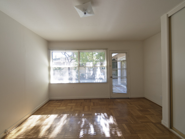 Bedroom 2 picture - 144 Walter Hays Dr, Palo Alto 94303