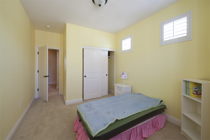 Bedroom 3 (A) picture - 139 Azalea Dr, Mountain View 94041
