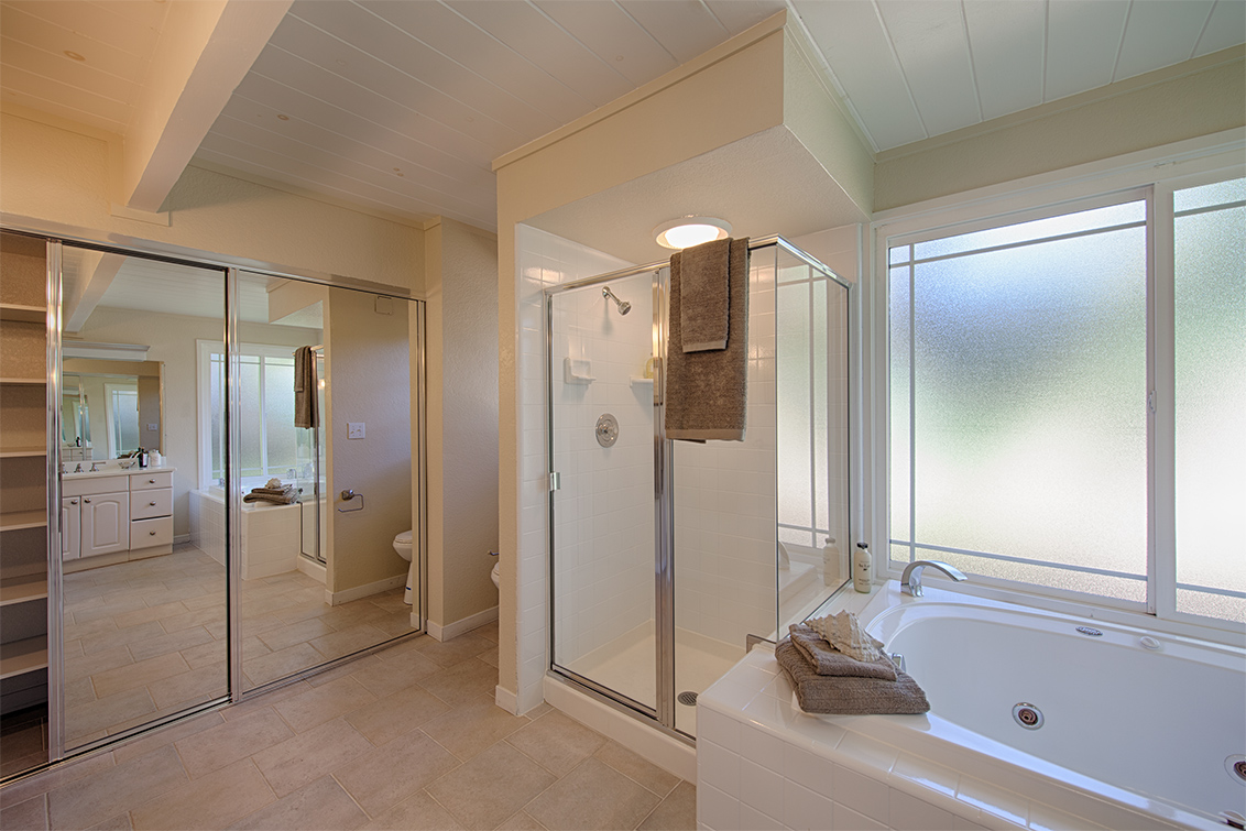 Master Bath (B) Picture - 749 De Soto Dr, Palo Alto 94303 Master Bath (B) picture - 749 De Soto Dr, Palo Alto 94303