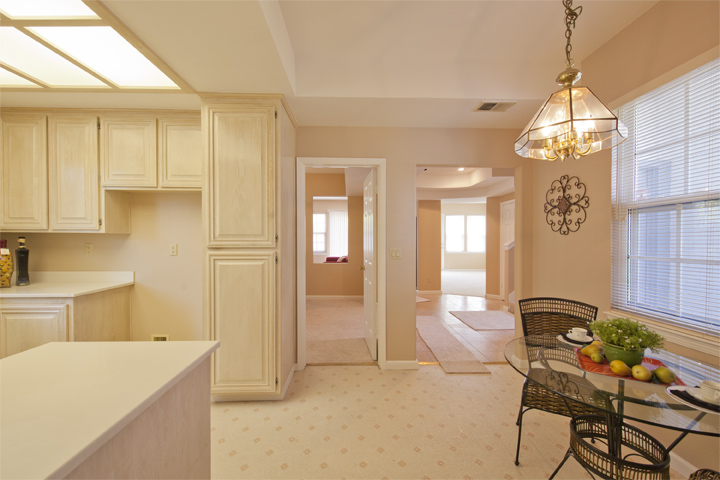 Breakfast Area (B) Picture - 10 Dockside Cir, Redwood Shores 94065 Breakfast Area (B) picture - 10 Dockside Cir, Redwood Shores 94065