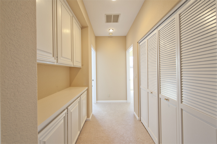 Upstairs Hall (A) Picture - 10 Dockside Cir, Redwood Shores 94065 Upstairs Hall (A) picture - 10 Dockside Cir, Redwood Shores 94065