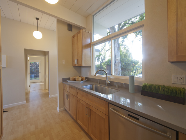 Kitchen picture - 976 Elsinore Dr, Palo Alto 94303