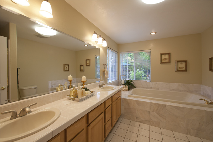 Master Bath (A) picture - 109 Leila Ct, Los Gatos 95032